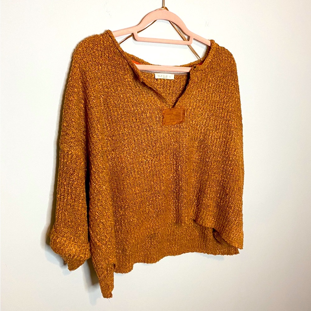 Women’s sweater top